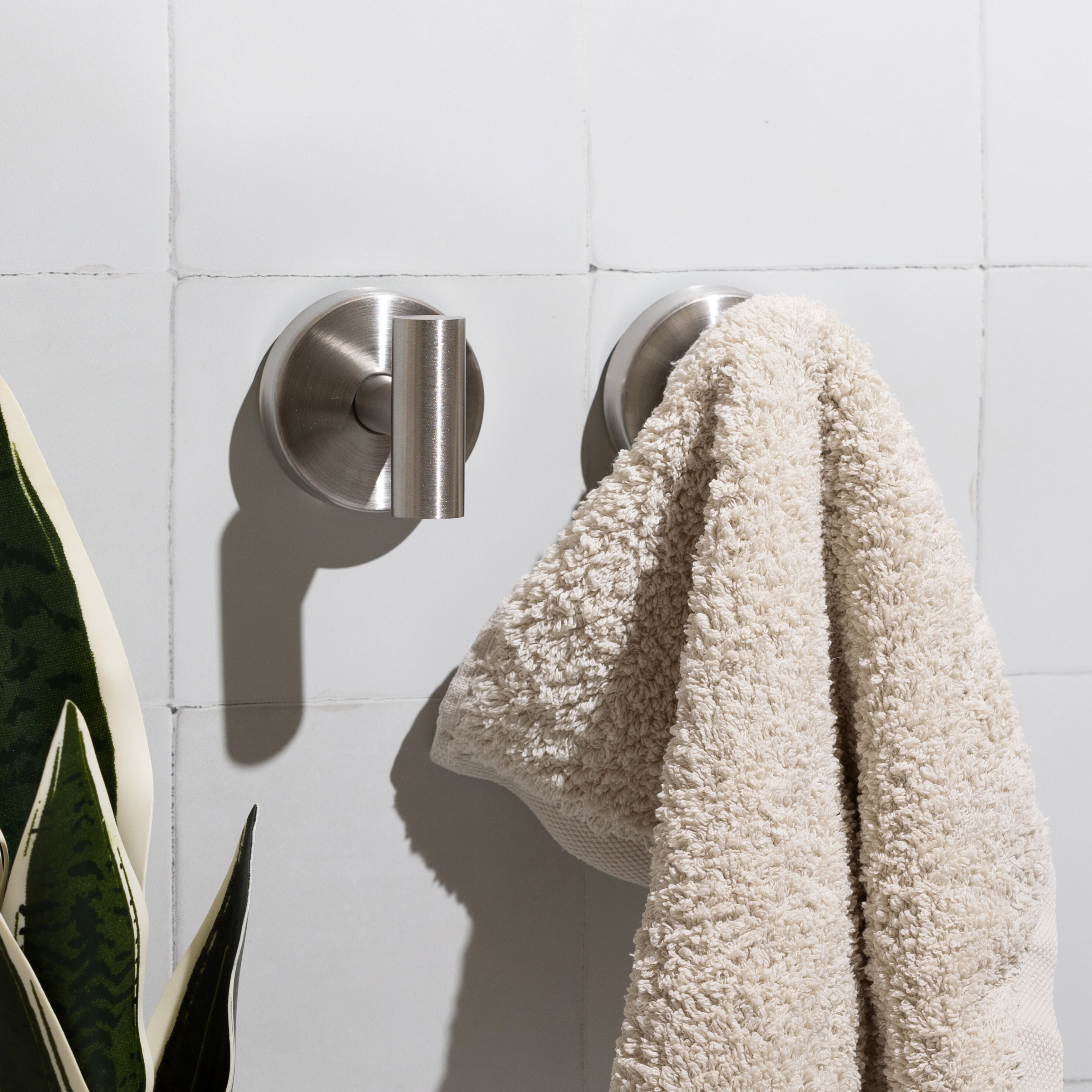 Essential Straight Hooks